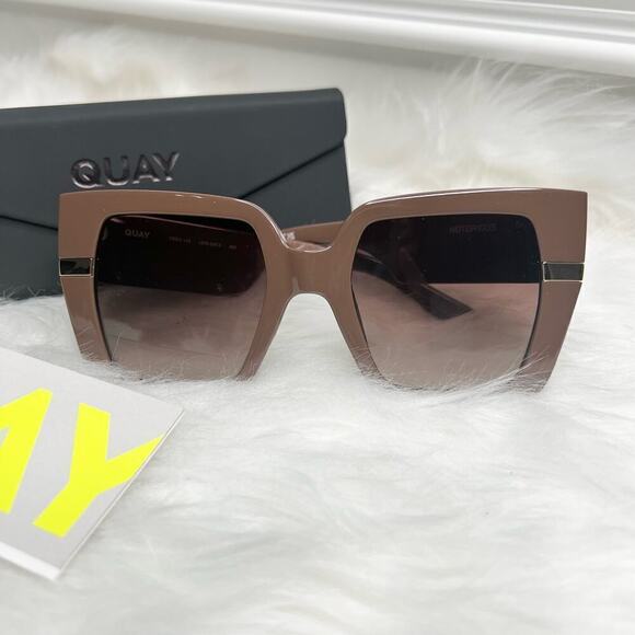 New Women’s Quay Notorious Sunglasses - Picture 2 of 7